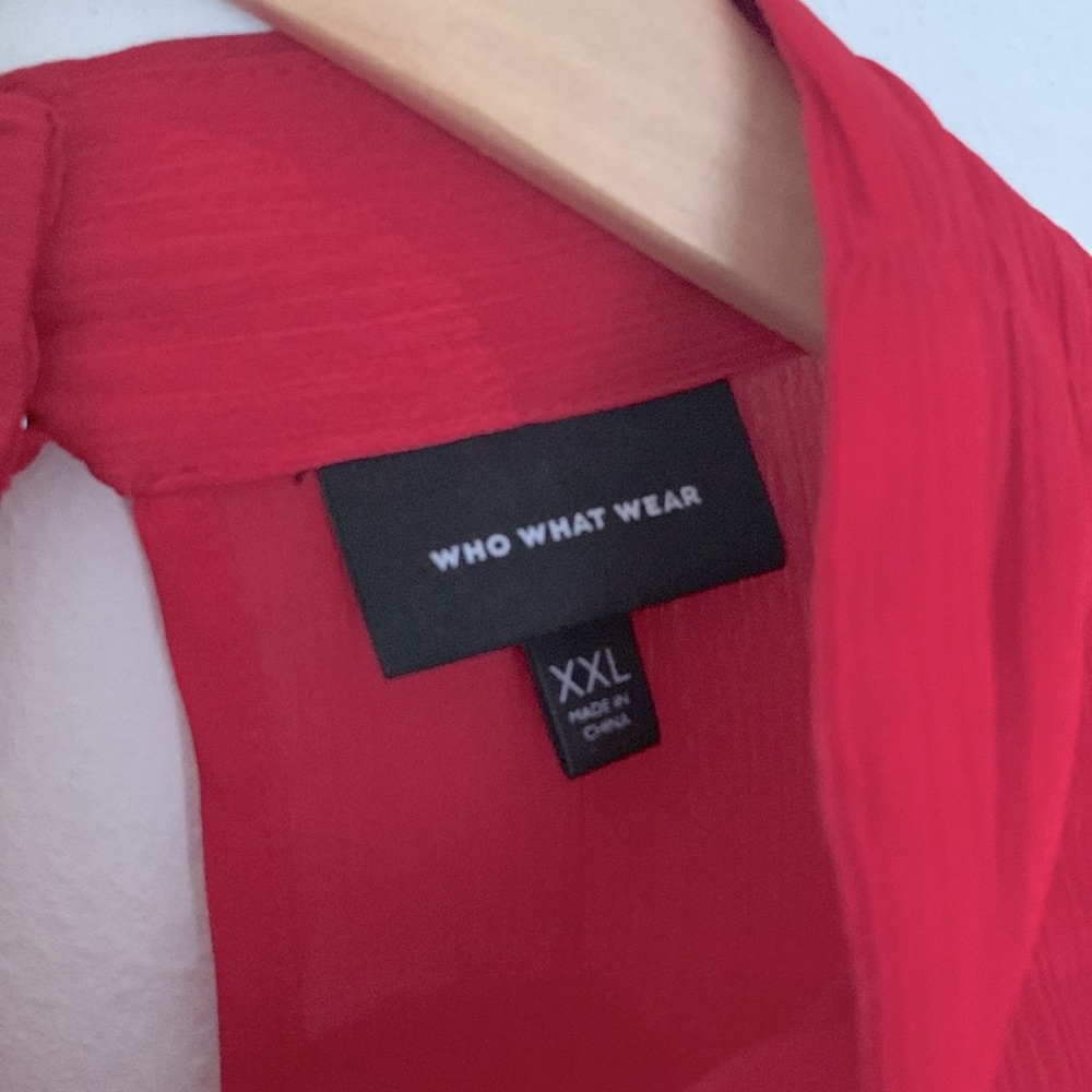 Who What Wear Red High Neck Blouse - Picture 3 of 10